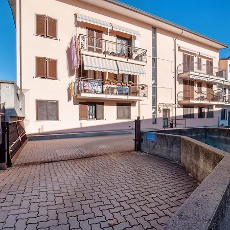 Locazione Turistica Raffa-ele Bed & Breakfast 3*